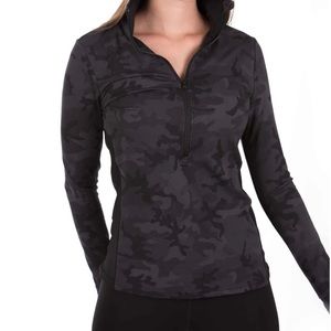 Women’s P’tula Stealth Pullover in Camo